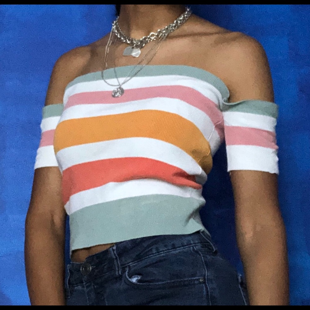 ❤️🧡💛Multi-Colored off the shoulder top❤️🧡💛
